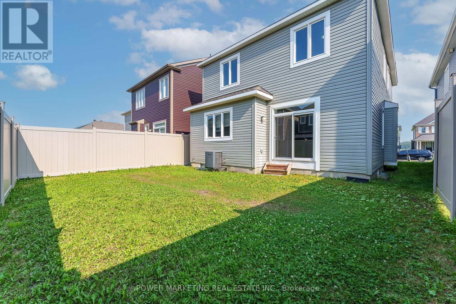 Photo 14 of 326 Sweetclover Way, Ottawa ON