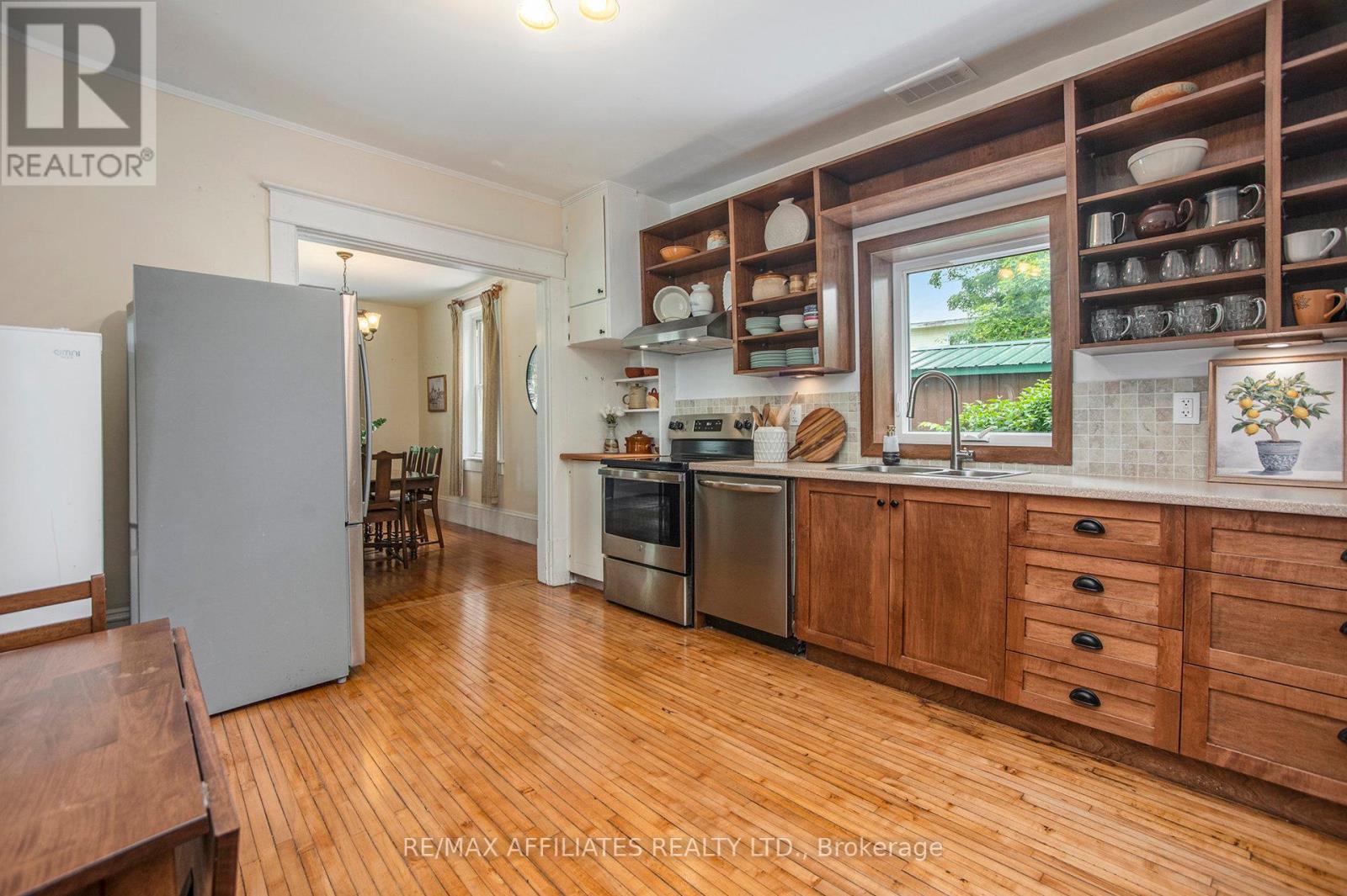 Photo 12 of 1104 County 16 Road, Merrickvillewolford ON
