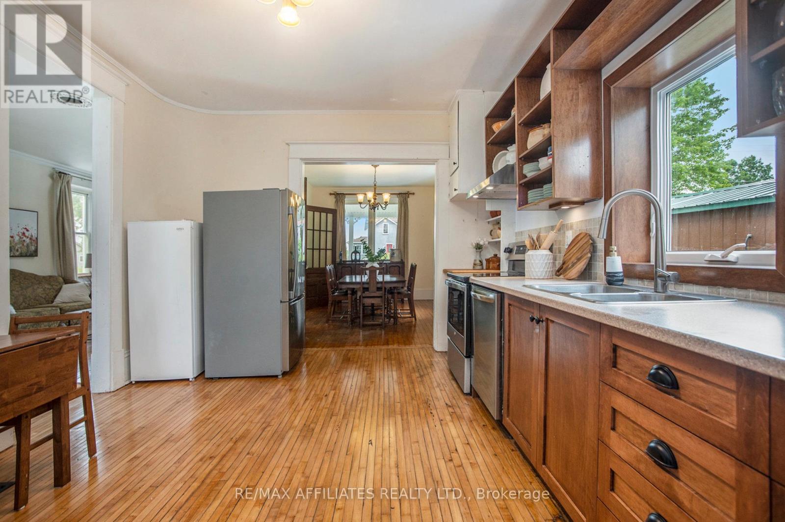 Photo 13 of 1104 County 16 Road, Merrickvillewolford ON