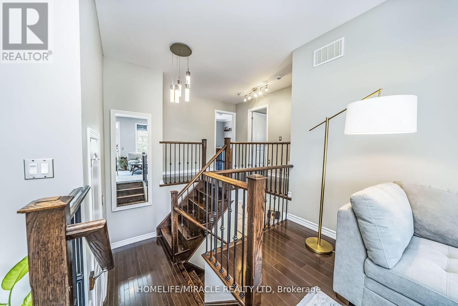 Photo 23 of 3 Losino Street, Caledon ON