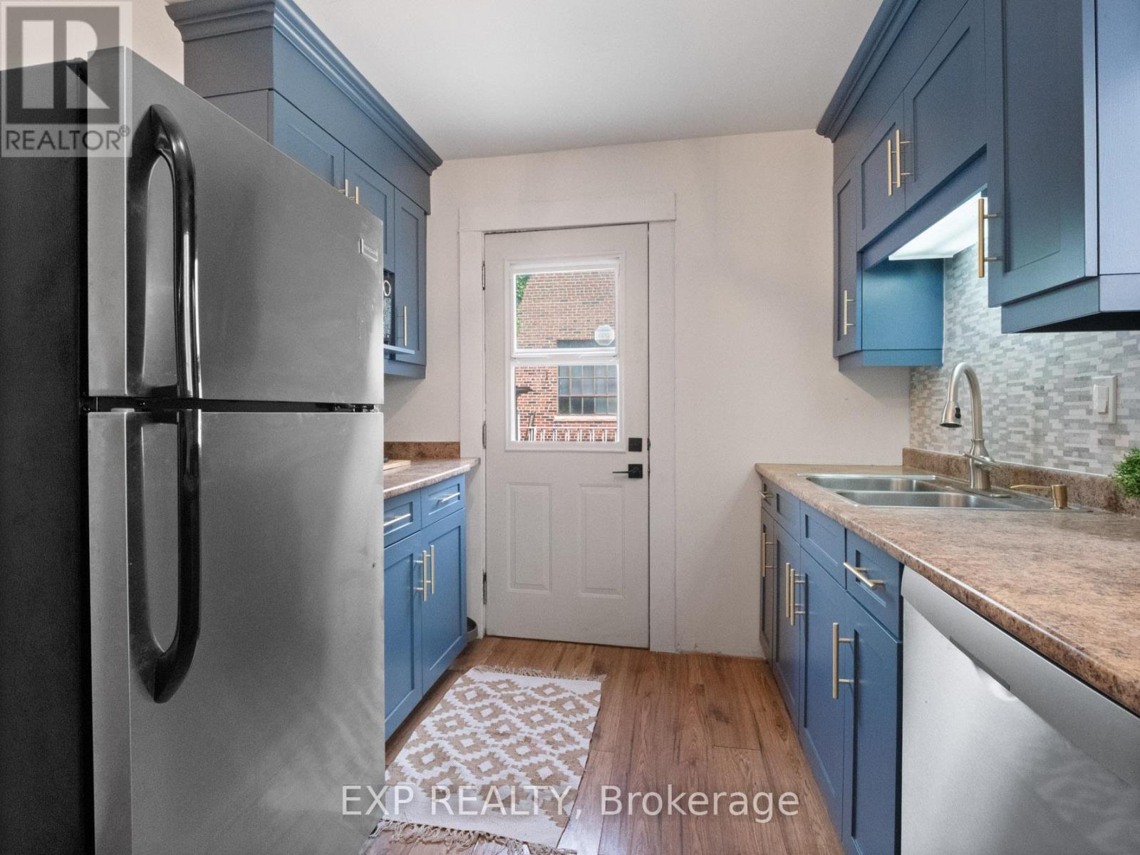 Photo 13 of 4 Wiley Street, St Catharines ON