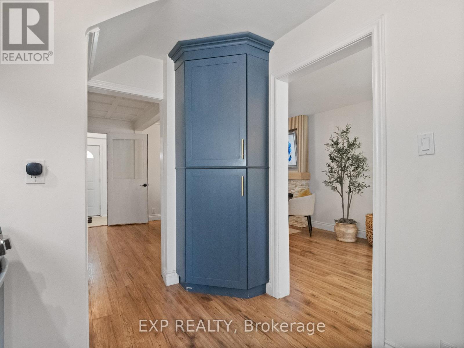 Photo 15 of 4 Wiley Street, St Catharines ON