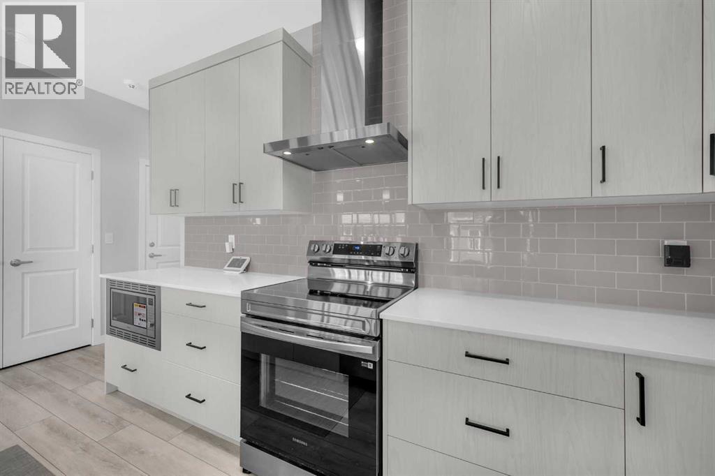 Single Family House for Sale in  Silver Spruce Grove SW Silverado Calgary 