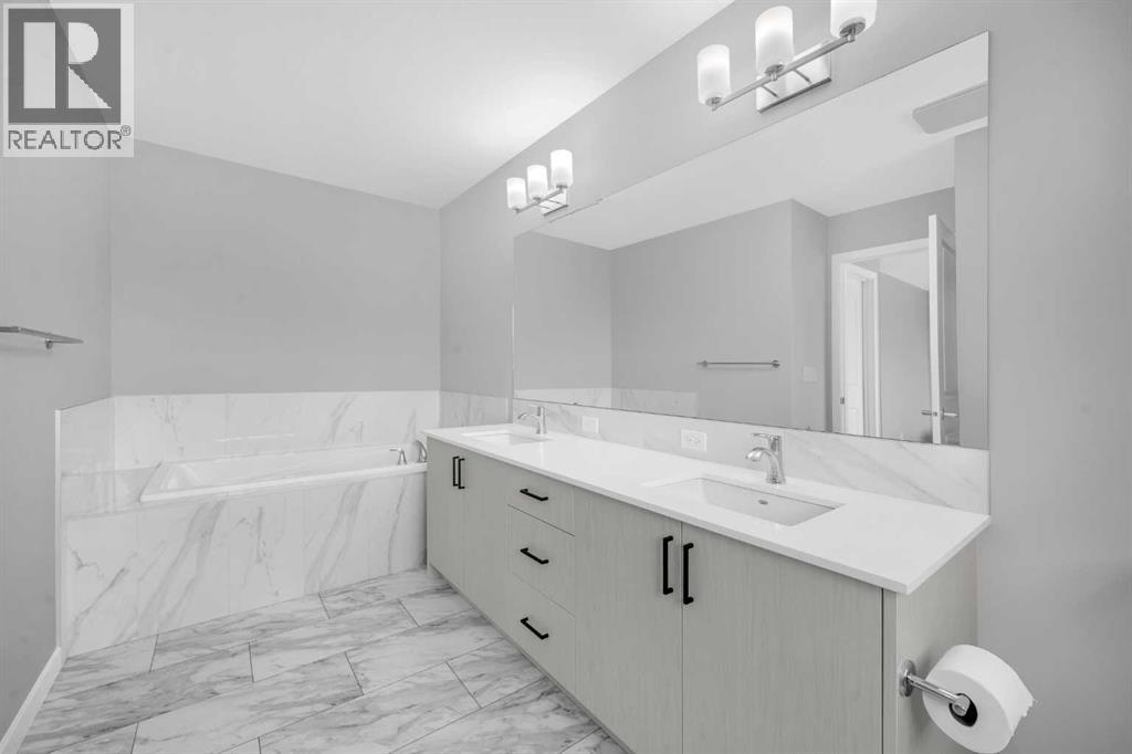 Single Family House for Sale in  Silver Spruce Grove SW Silverado Calgary 