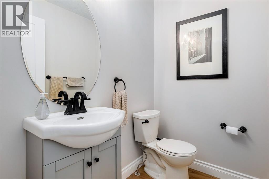 Single Family House for Sale in  Killarney Glen Court SW Killarney/Glengarry Calgary 