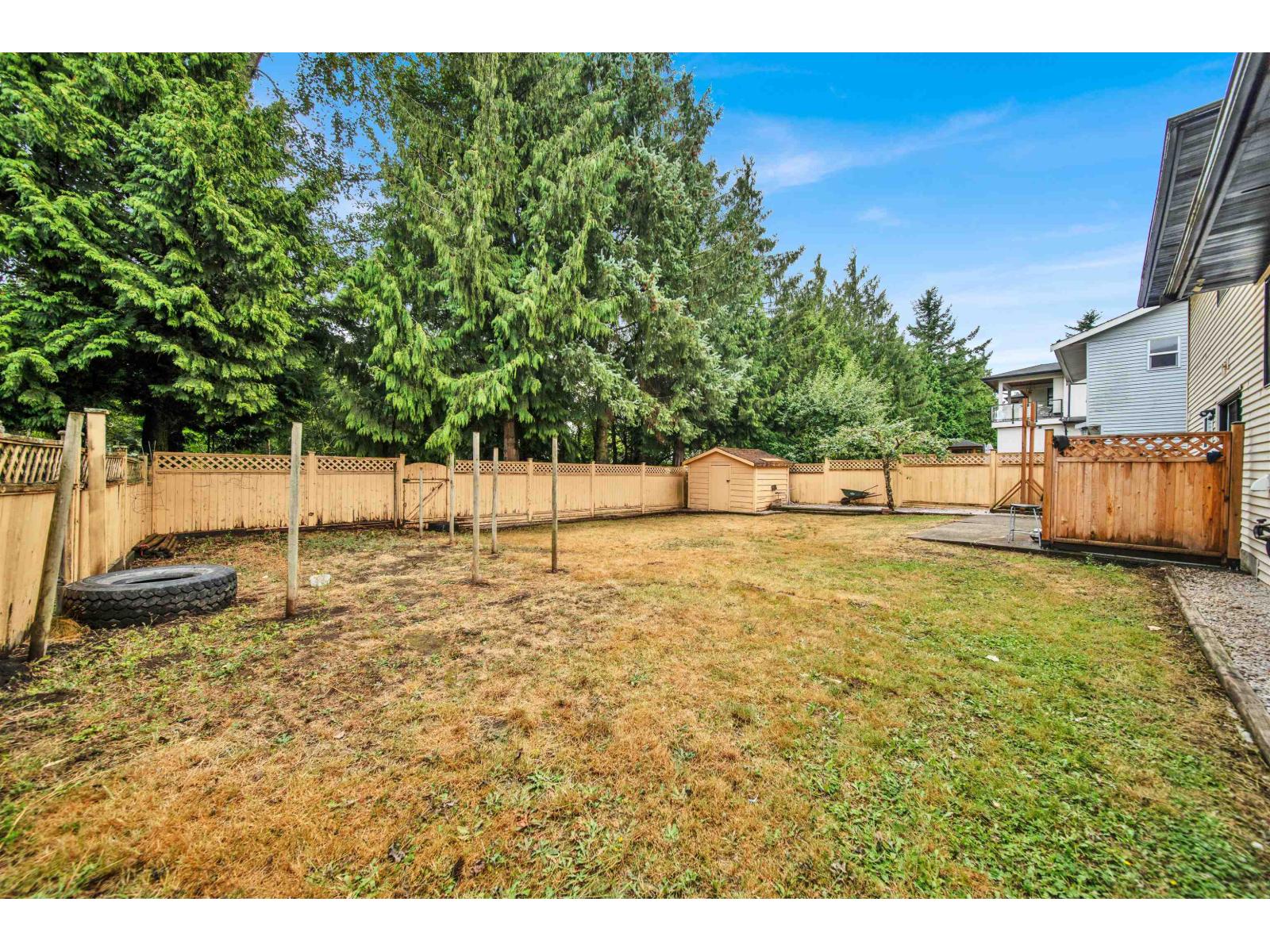 Photo 11 of 6324 130 B Street, Surrey BC