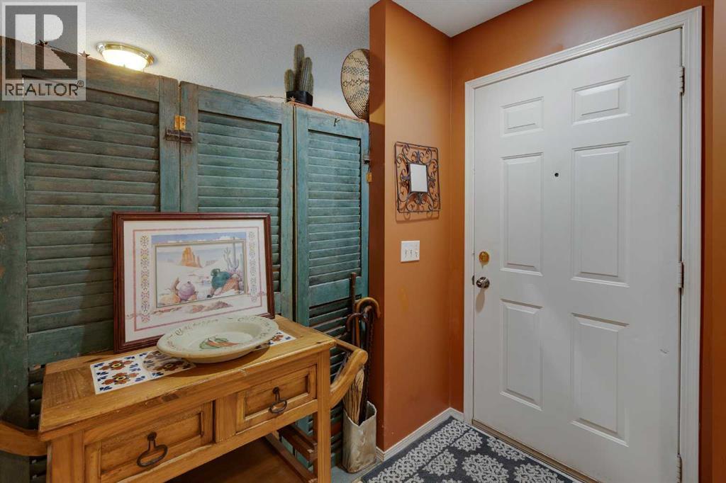 Photo 4 of 234 Quigley Drive, Cochrane AB