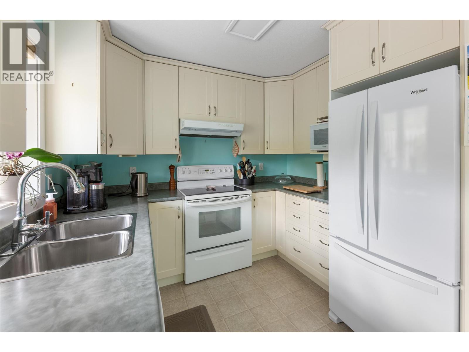  683 Cougar Street, Vernon