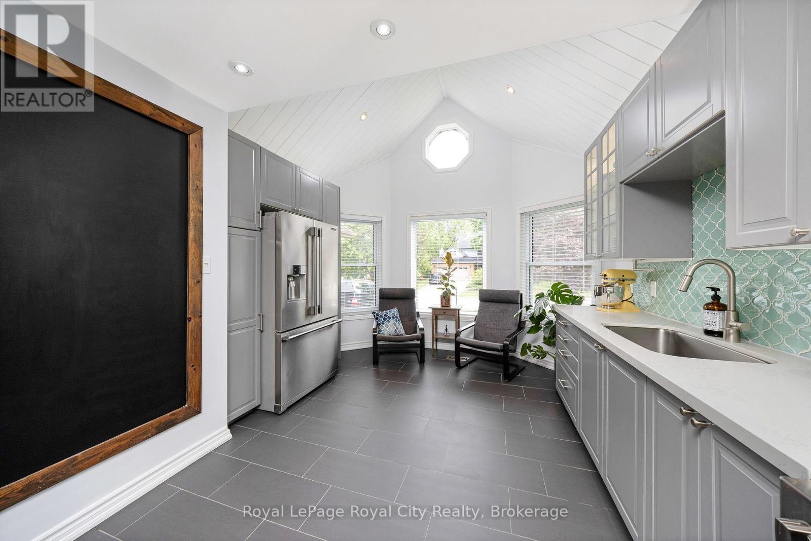 Photo 11 of 109 Maclennan Street, Guelph Eramosa ON
