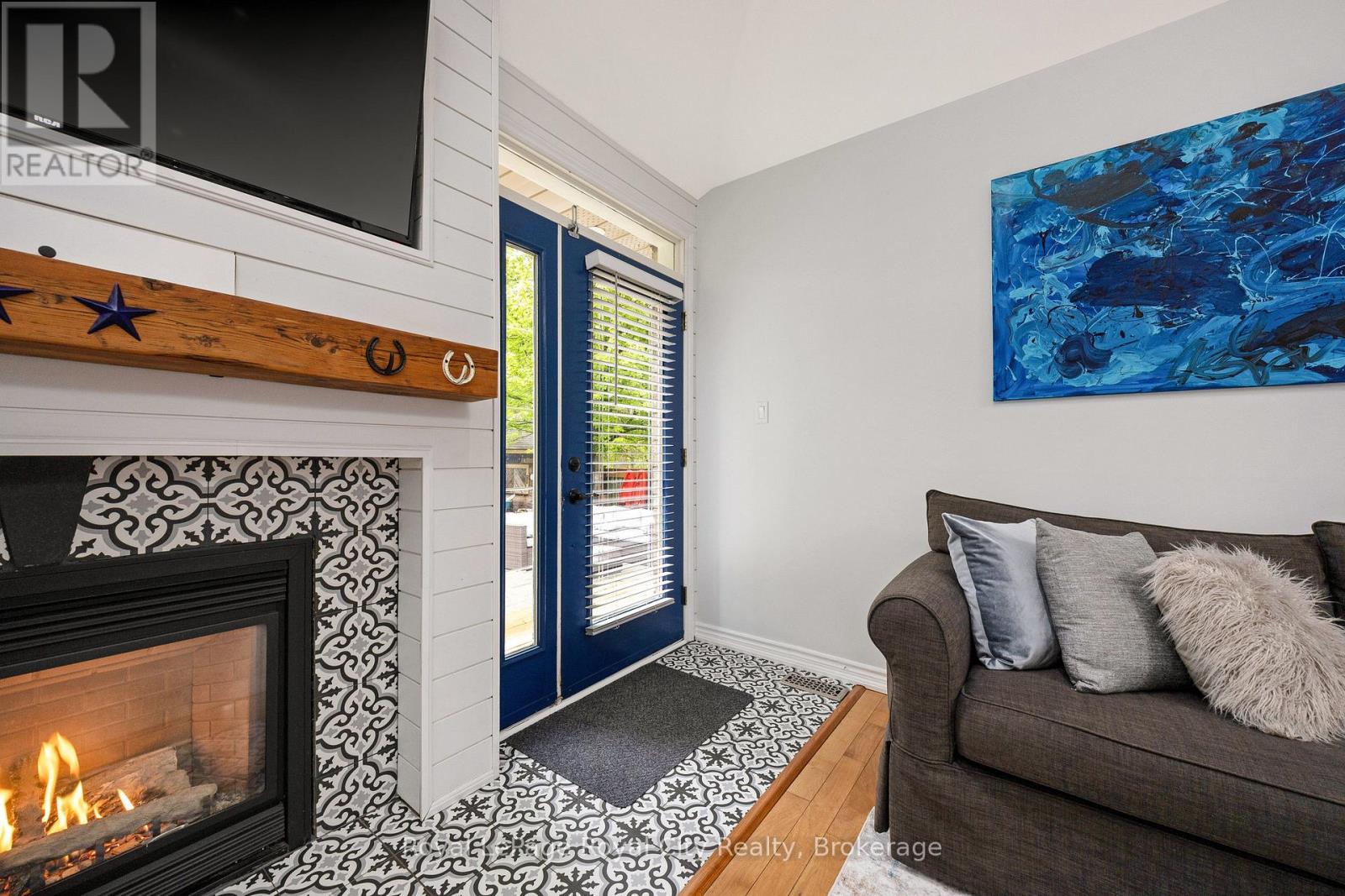 Photo 7 of 109 Maclennan Street, Guelph Eramosa ON