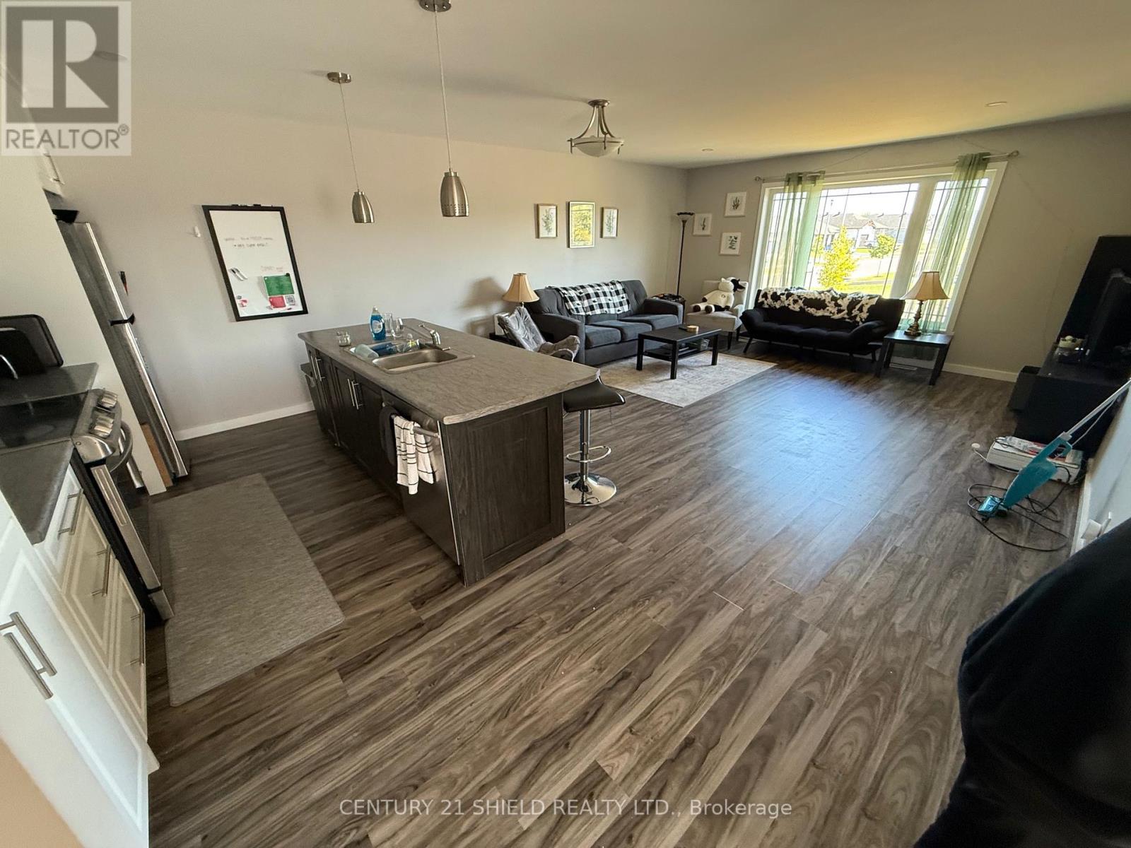 Photo 11 of 240 Glen Nora Drive, Cornwall ON