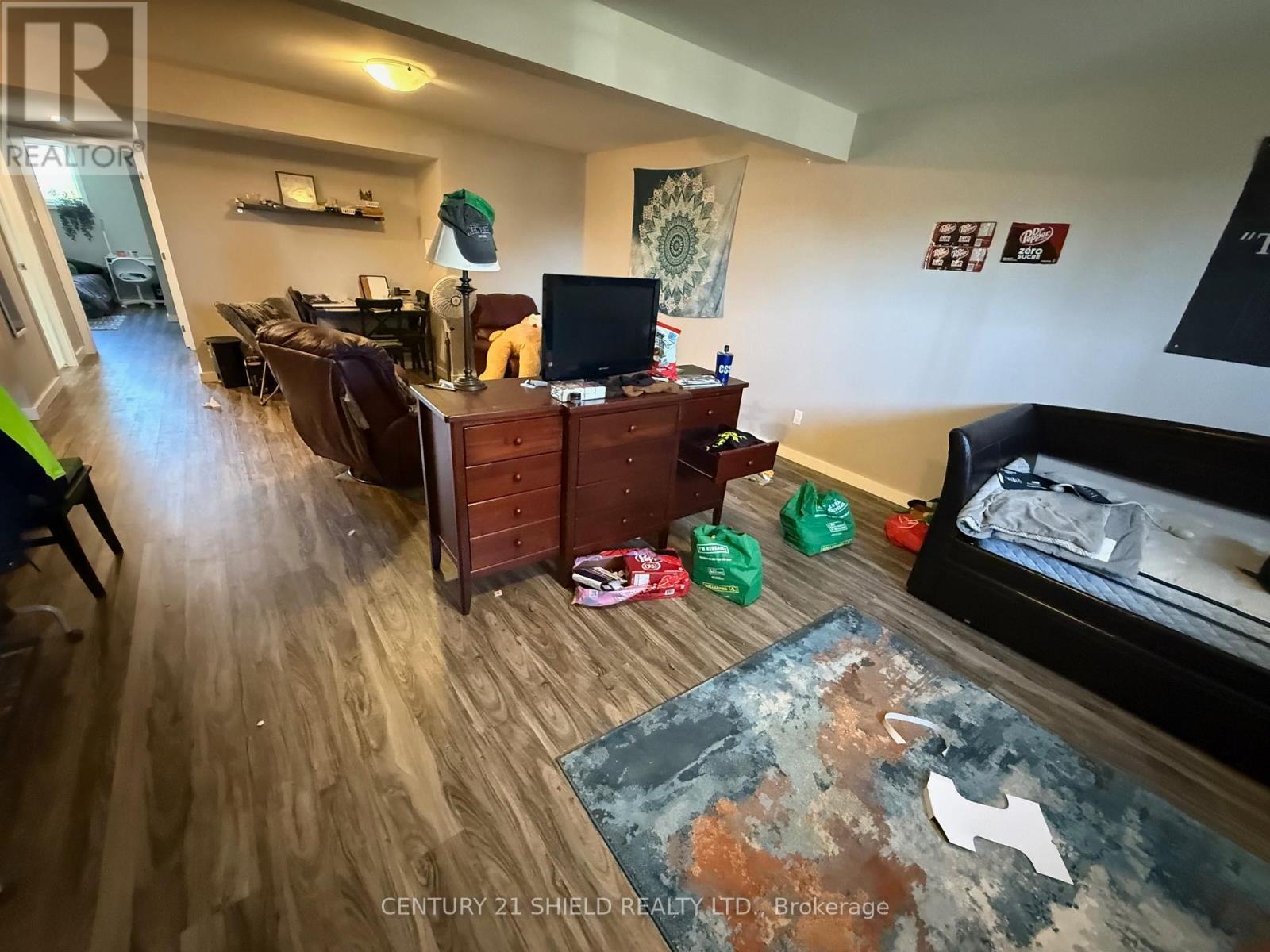 Photo 18 of 240 Glen Nora Drive, Cornwall ON