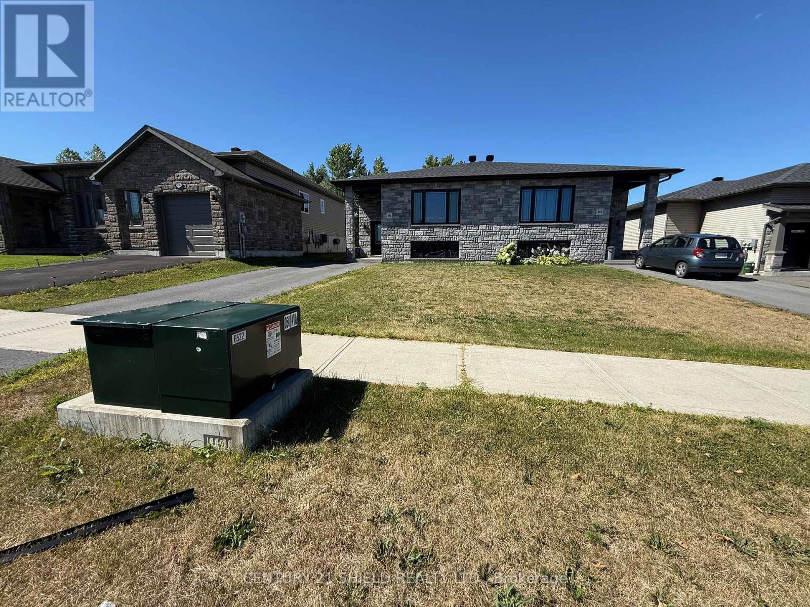 Photo 2 of 240 Glen Nora Drive, Cornwall ON