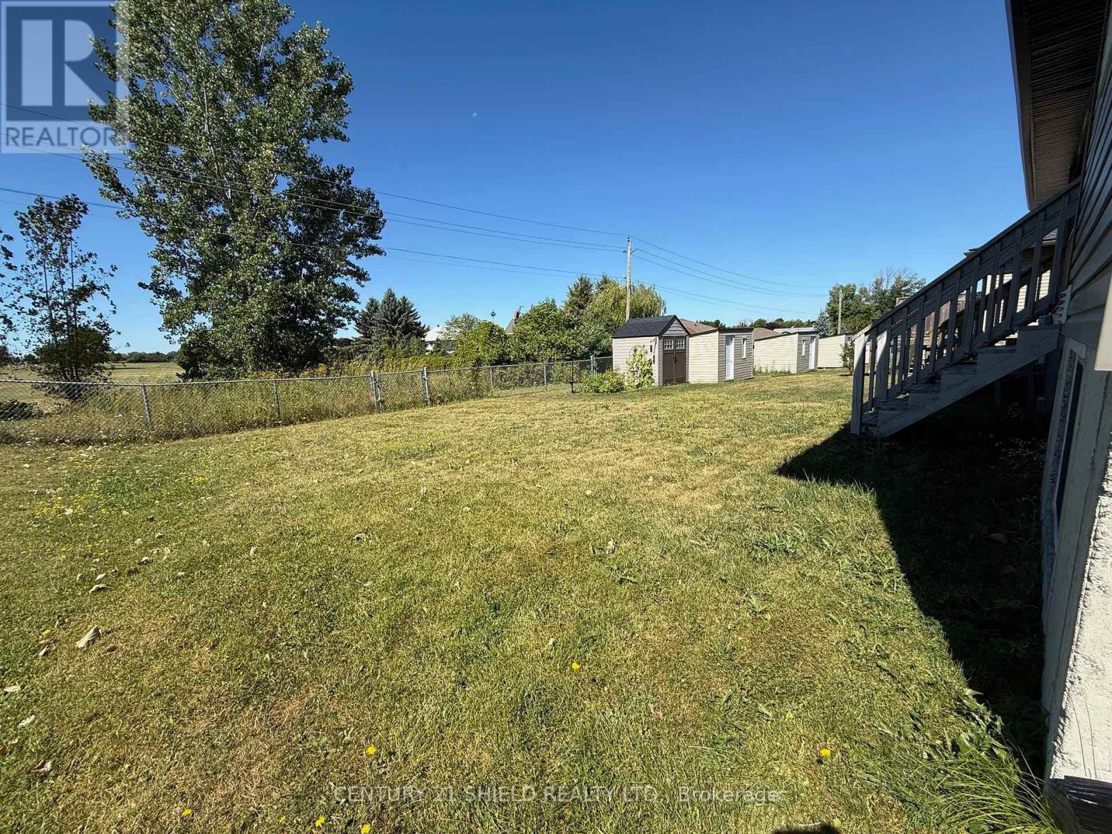Photo 5 of 240 Glen Nora Drive, Cornwall ON