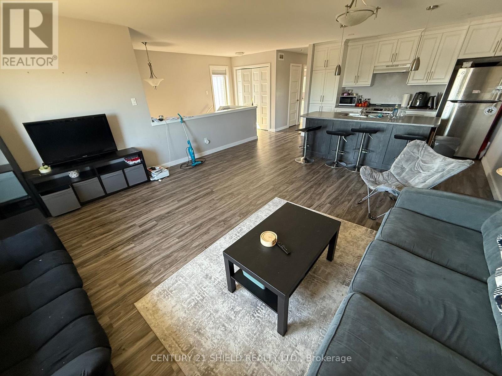 Photo 8 of 240 Glen Nora Drive, Cornwall ON