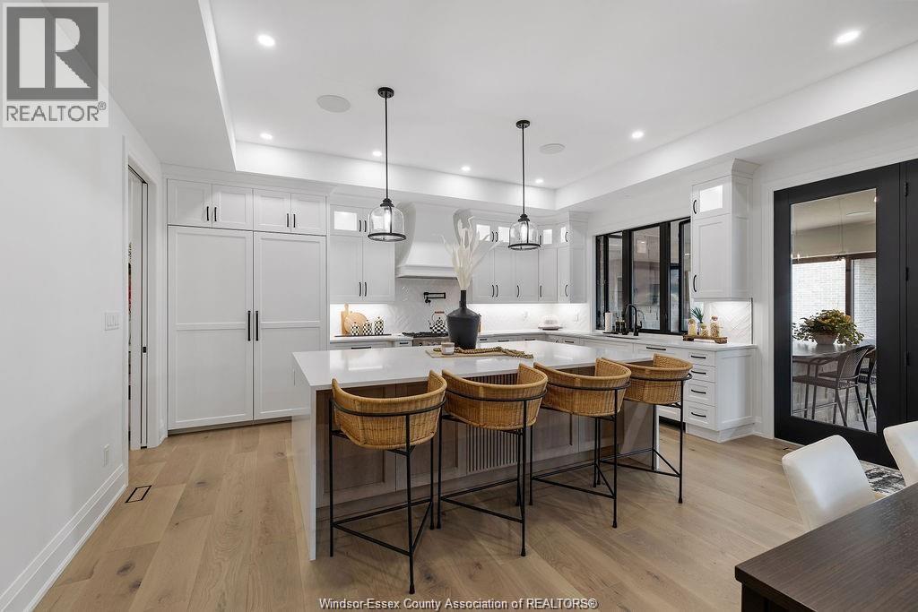 Photo 14 of 3850 Lasalle Woods Boulevard, Lasalle ON