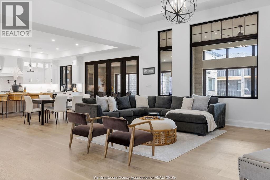 Photo 10 of 3850 Lasalle Woods Boulevard, Lasalle ON