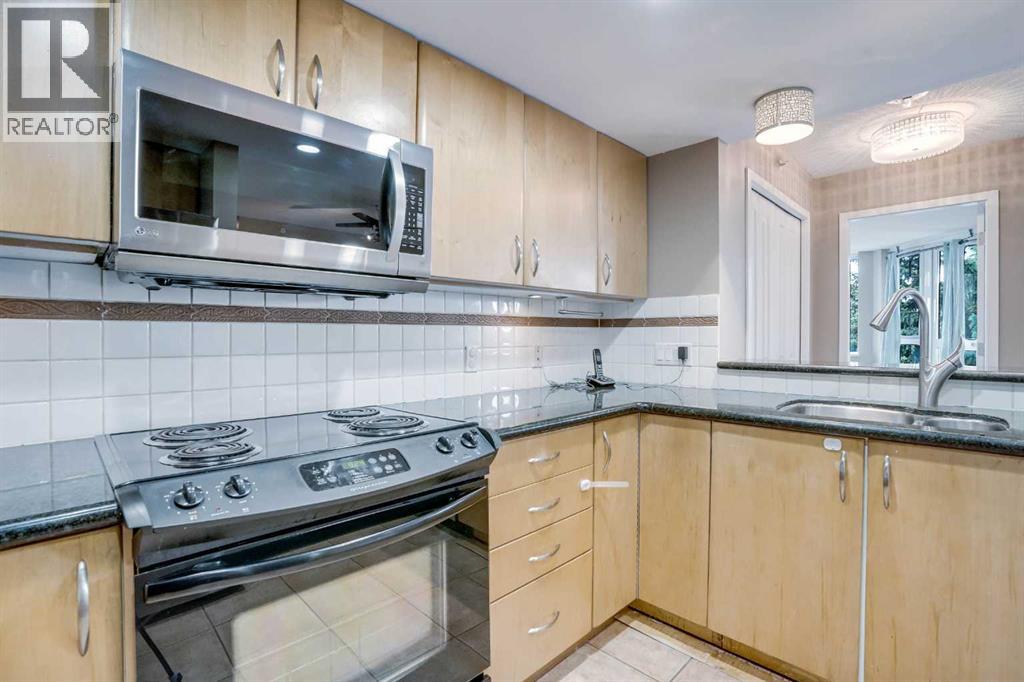 Single Family House for Sale in    Avenue SW Downtown West End Calgary 