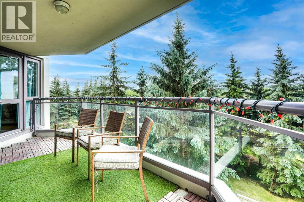 Single Family House for Sale in    Avenue SW Downtown West End Calgary 
