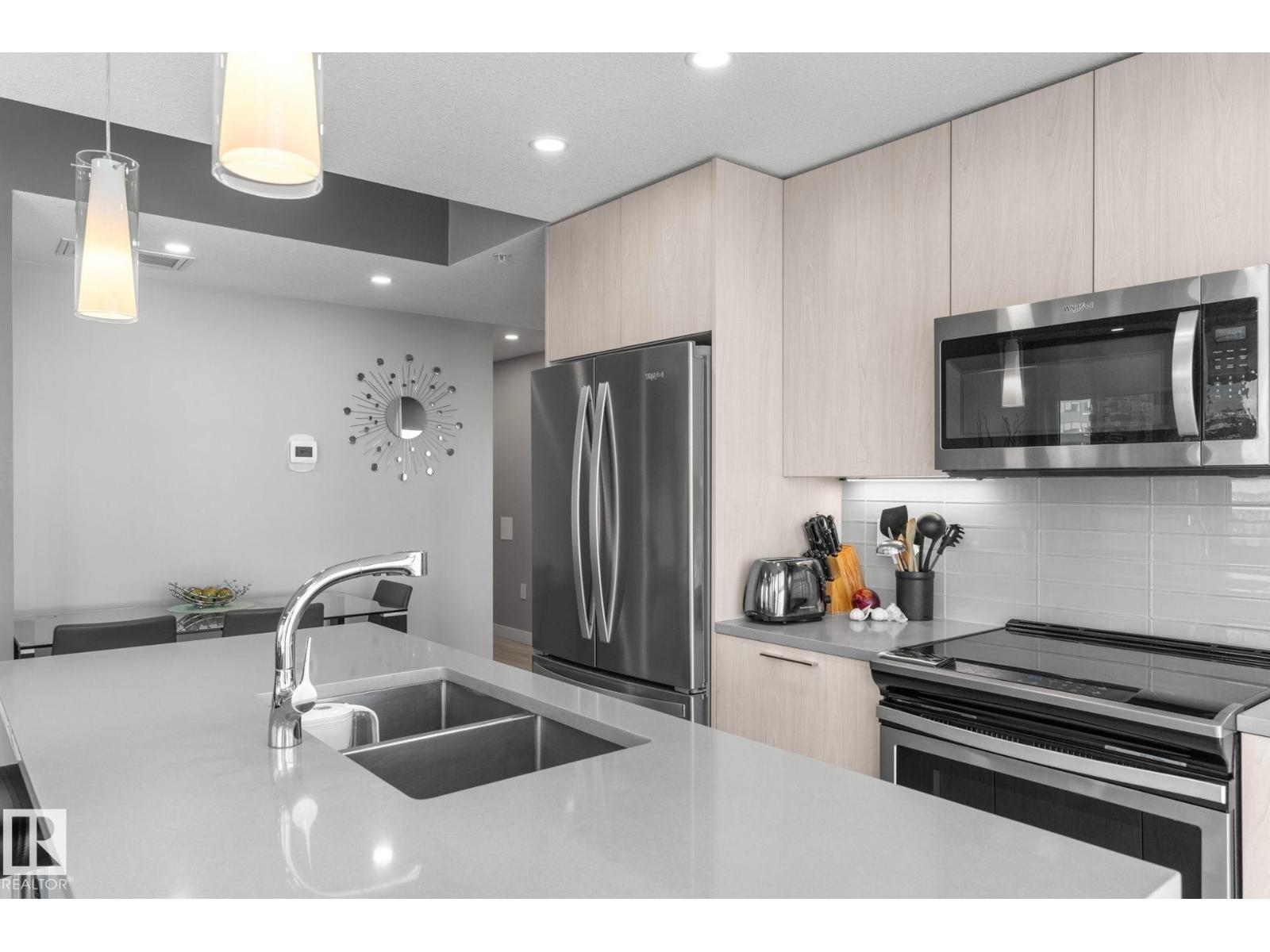 Photo 7 of 1603 10180 103 St Nw, Edmonton AB