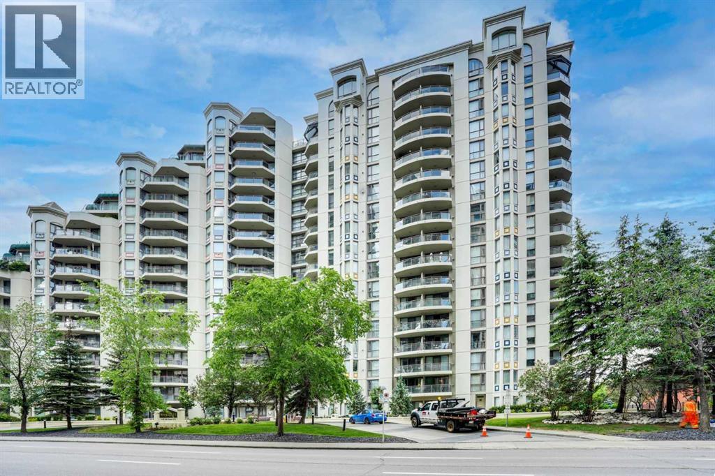 Single Family House for Sale in    Avenue SW Downtown West End Calgary 