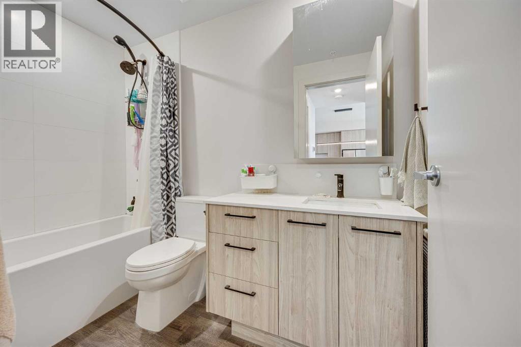 Single Family House for Sale in   Gladstone Road NW Hillhurst Calgary 