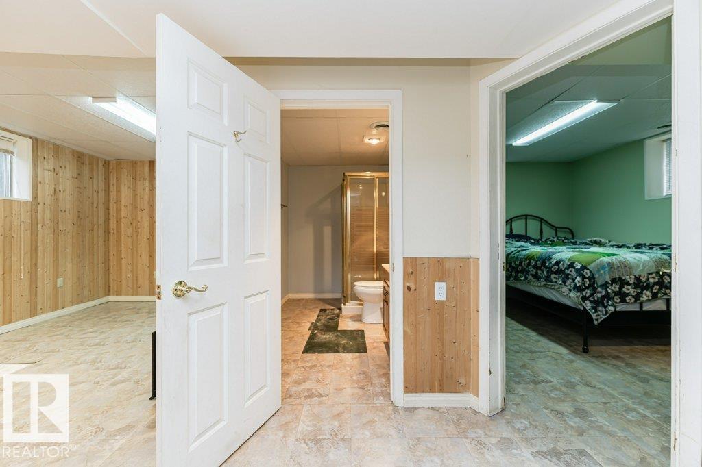 Photo 28 of 6028 106 St Nw, Edmonton AB