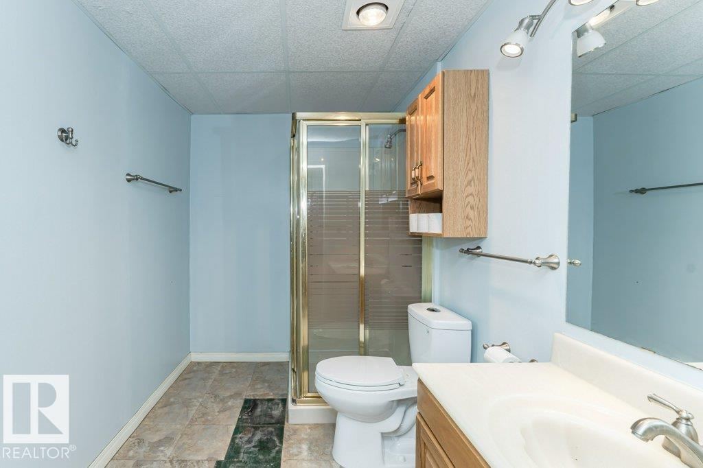 Photo 29 of 6028 106 St Nw, Edmonton AB