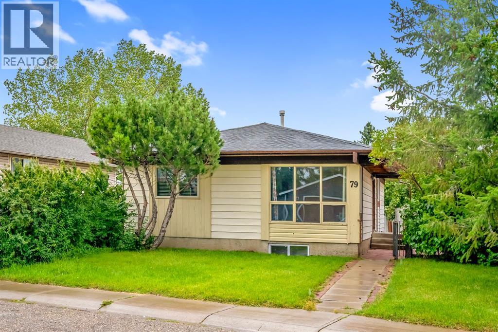 Photo 1 of 79 Abalone Way Ne, Calgary AB