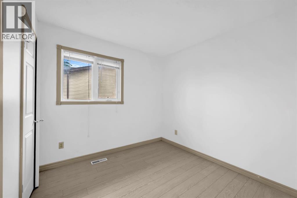 Photo 17 of 79 Abalone Way Ne, Calgary AB