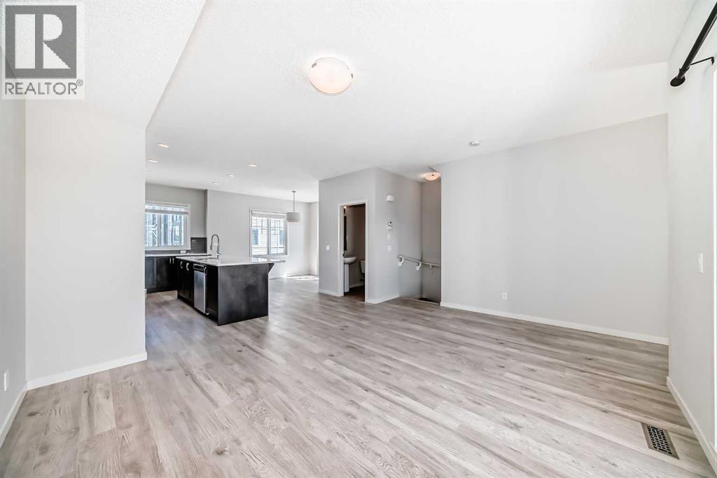 Single Family House for Sale in  Nolanlake Cove NW Nolan Hill Calgary 
