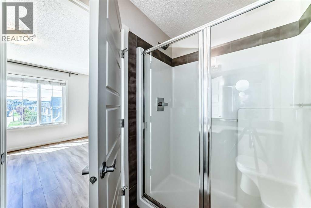 Single Family House for Sale in  Nolanlake Cove NW Nolan Hill Calgary 