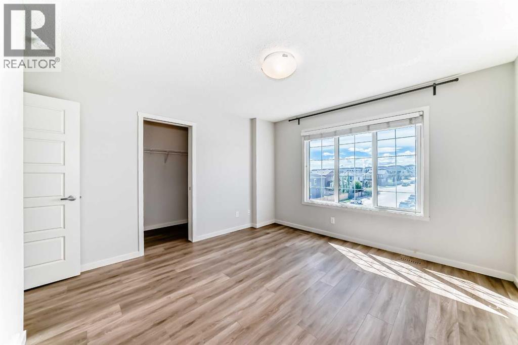 Single Family House for Sale in  Nolanlake Cove NW Nolan Hill Calgary 
