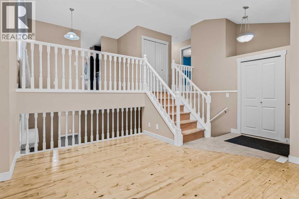 Single Family House Bi-level for Sale in   Street SW Shawnessy Calgary 