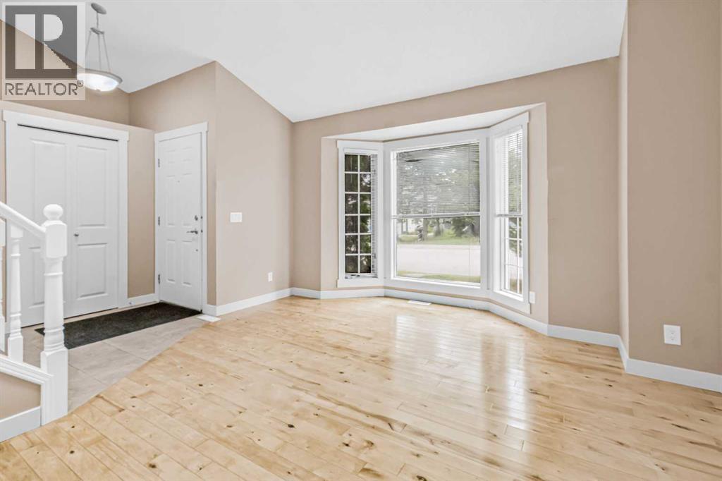 Single Family House Bi-level for Sale in   Street SW Shawnessy Calgary 