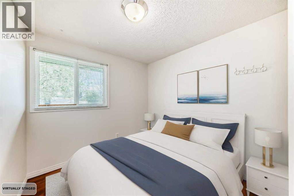 Single Family House for Sale in    Street NE Rundle Calgary 
