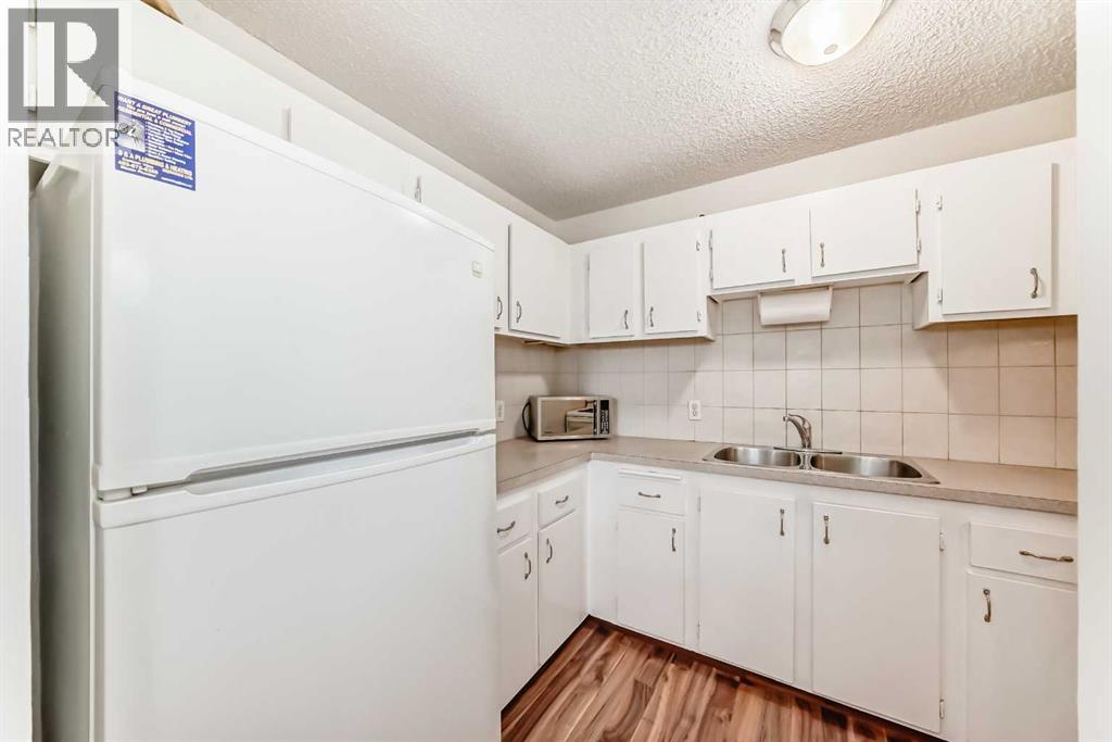 Single Family House for Sale in    Street NE Rundle Calgary 