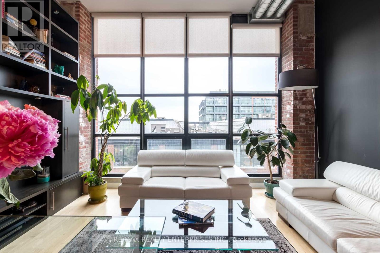 Photo 1 of 416 43 Hanna Avenue, Toronto ON
