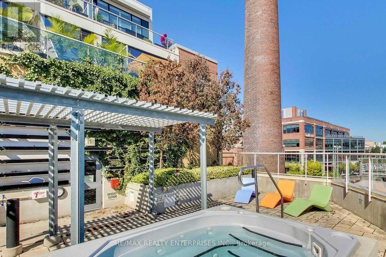 Photo 13 of 416 43 Hanna Avenue, Toronto ON