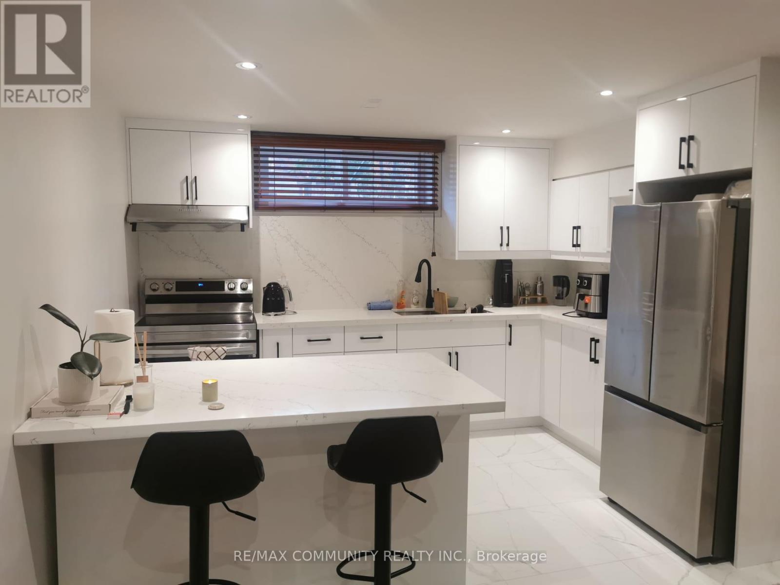 Photo 1 of 26 Sedgemount Drive, Toronto ON