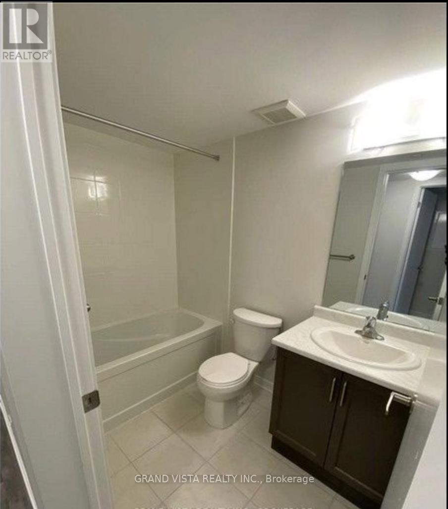 Photo 13 of 109 1460 Whites Road N, Pickering ON