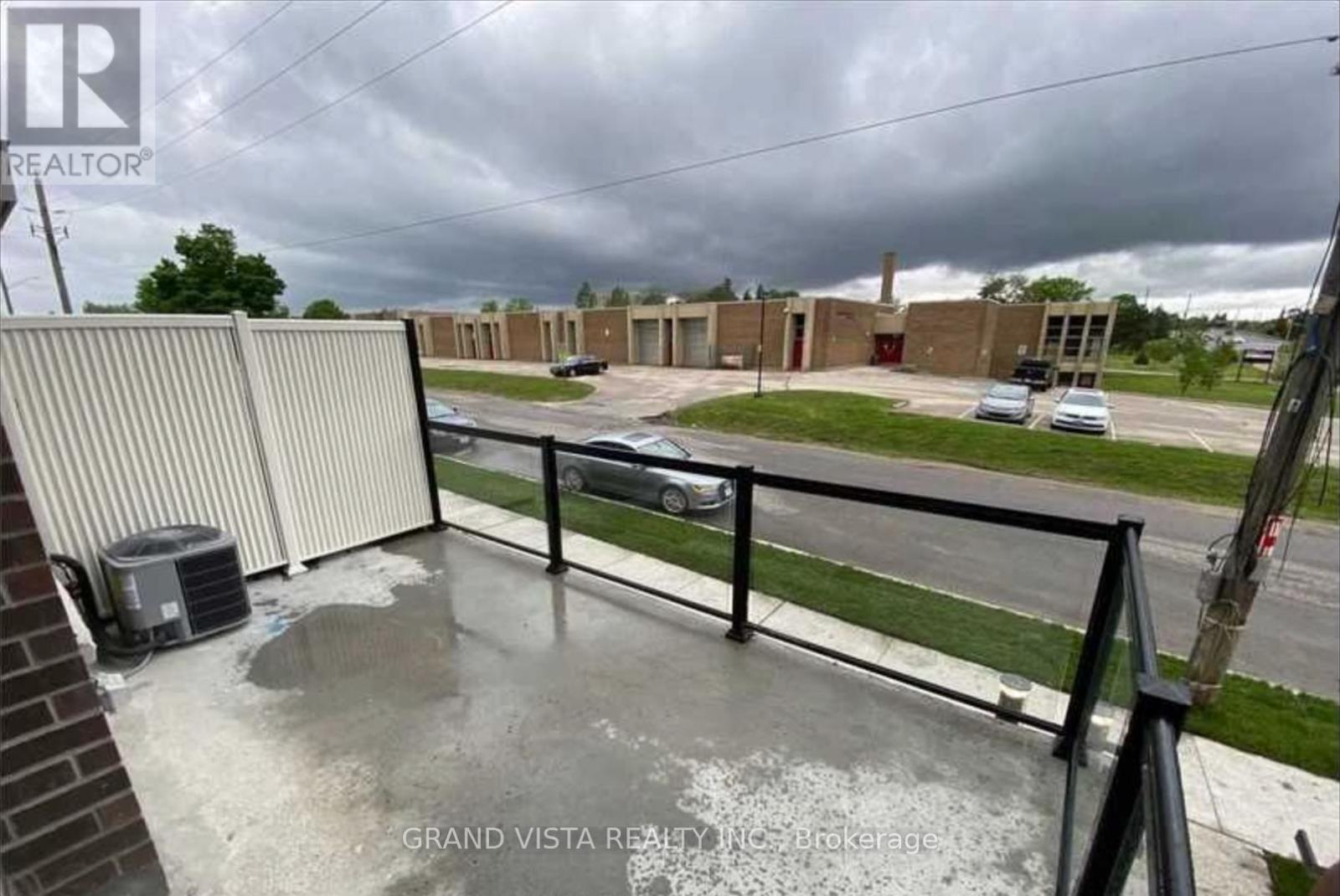 Photo 16 of 109 1460 Whites Road N, Pickering ON