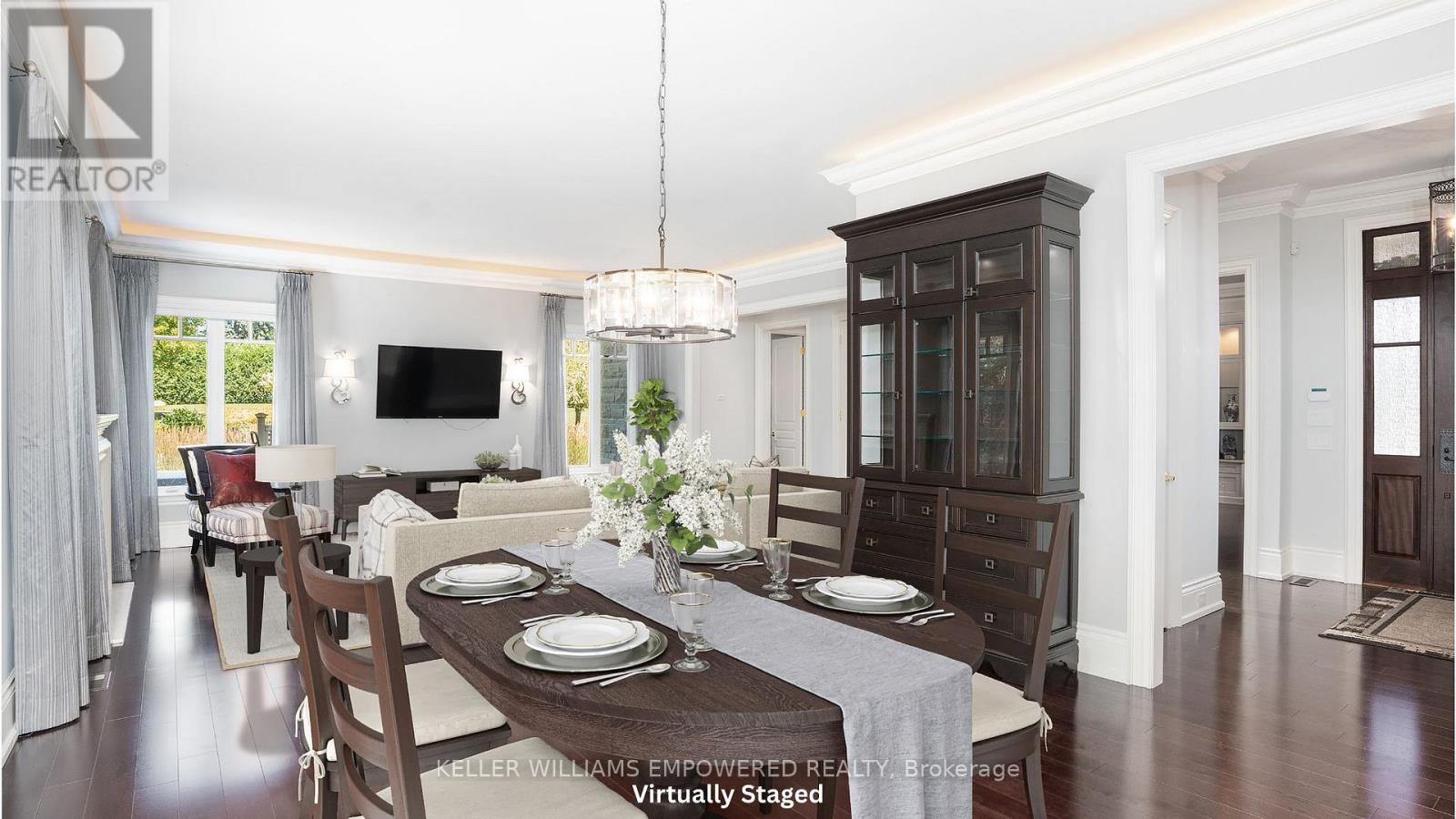 Photo 13 of 12 Macleod Estate Court, Richmond Hill ON