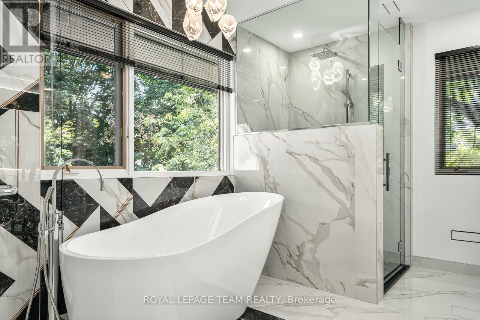 Photo 20 of 725 Manor Avenue, Ottawa ON