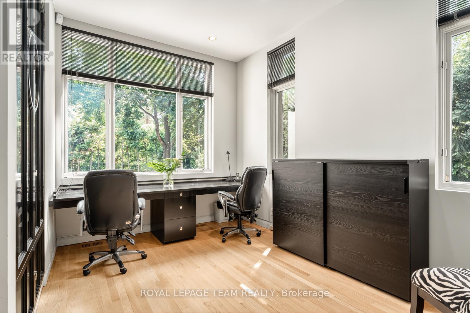 Photo 13 of 725 Manor Avenue, Ottawa ON
