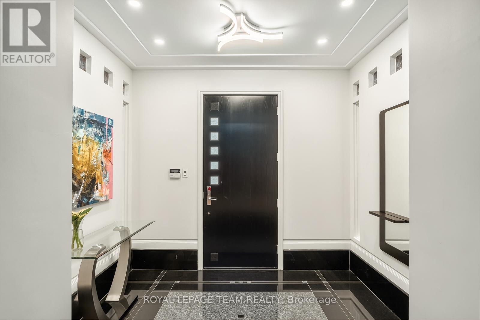Photo 34 of 725 Manor Avenue, Ottawa ON