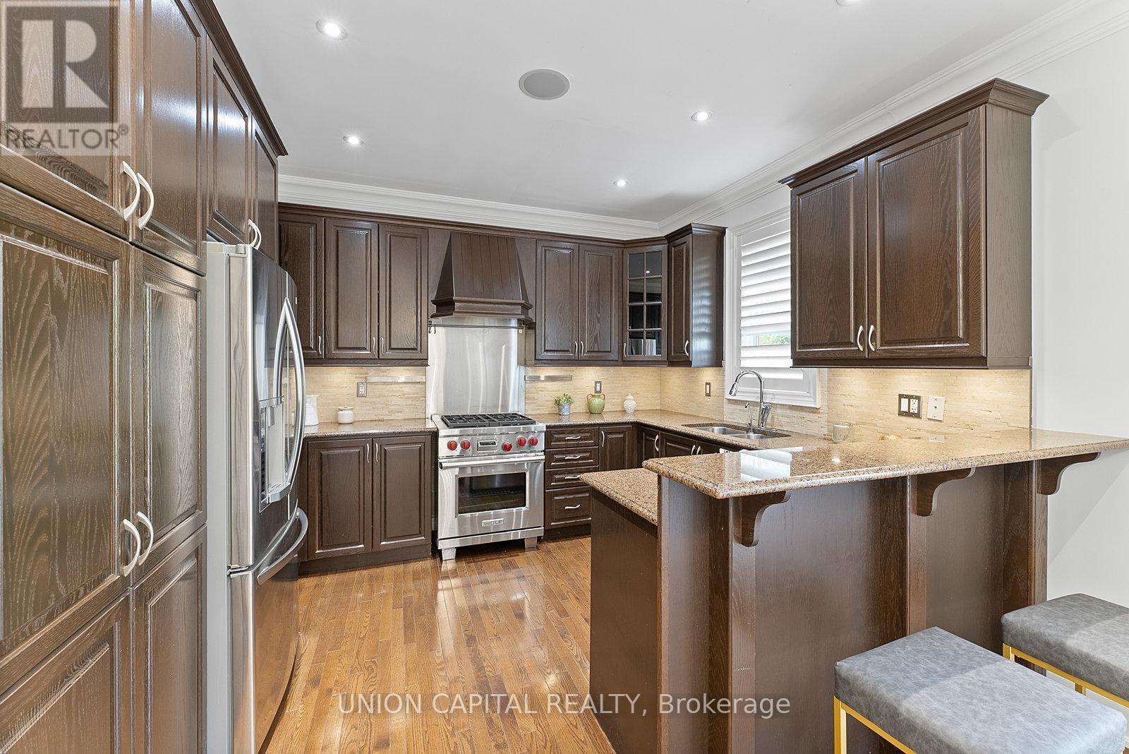 Photo 14 of 57 Routledge Drive, Richmond Hill ON