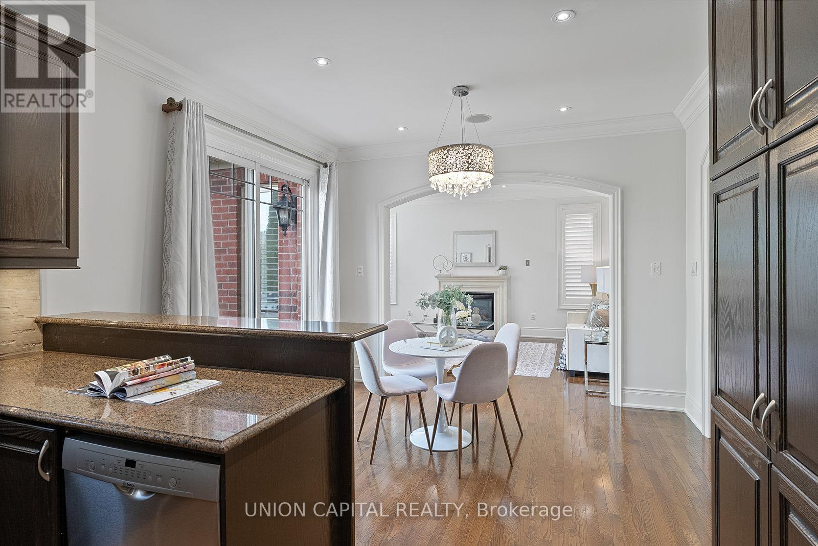 Photo 16 of 57 Routledge Drive, Richmond Hill ON