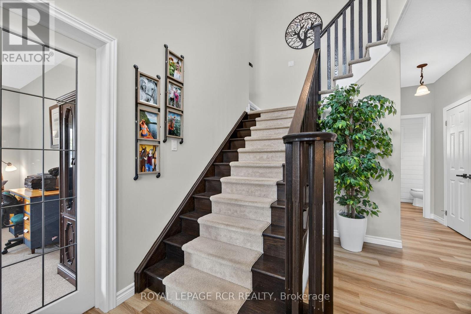 Photo 20 of 2 Irwin Crescent, New Tecumseth ON