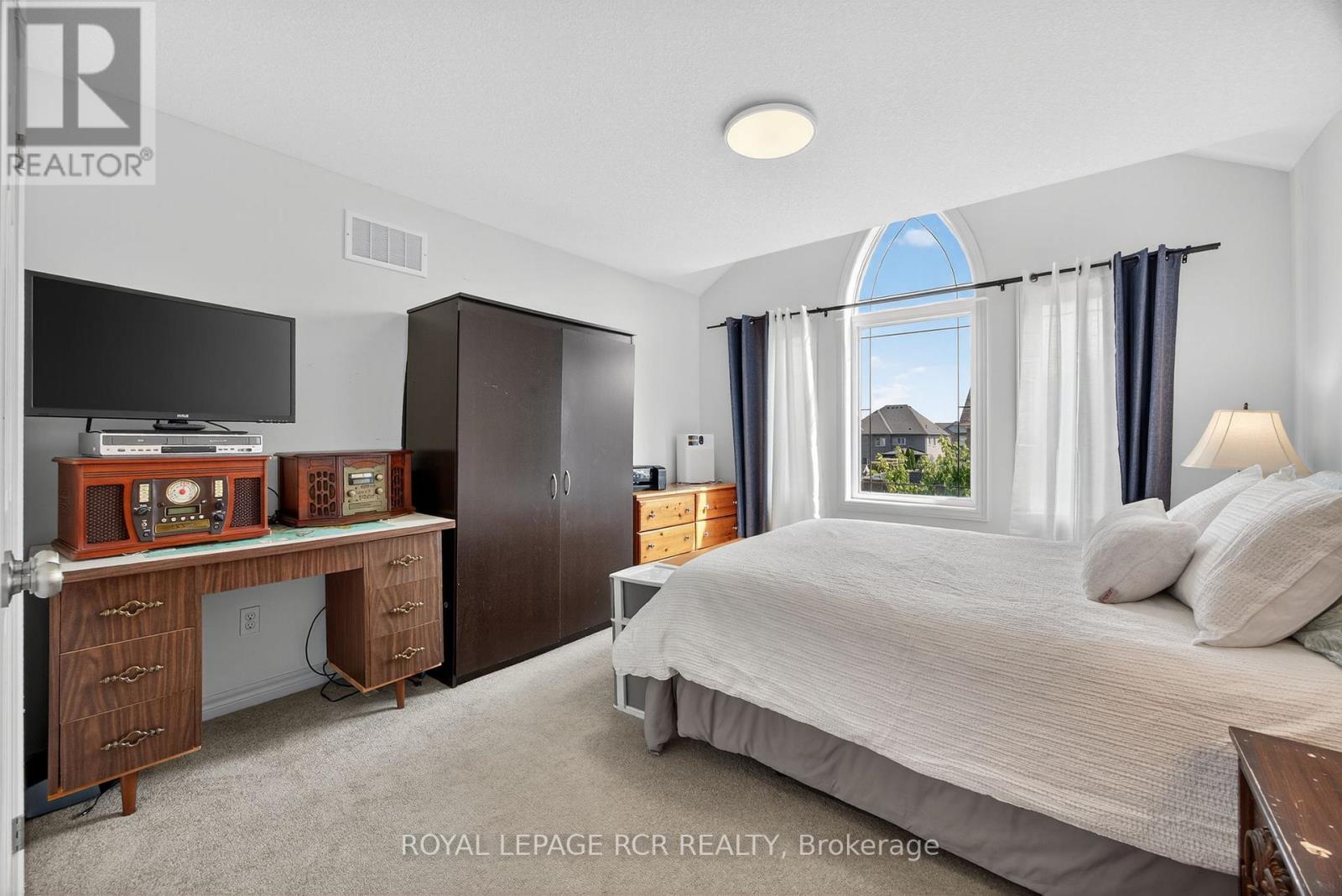 Photo 26 of 2 Irwin Crescent, New Tecumseth ON